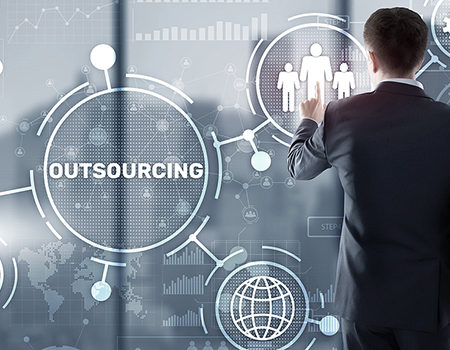 Terceirizar produção de conteúdo: mitos e vantagens